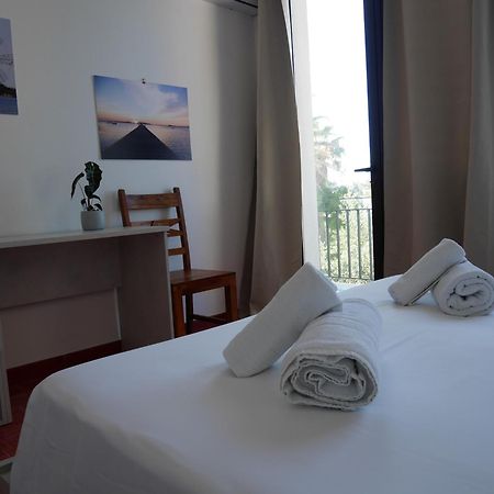 Al Vecchio Pontile B&B Relax Fronte Mare A Marsala Eksteriør bilde