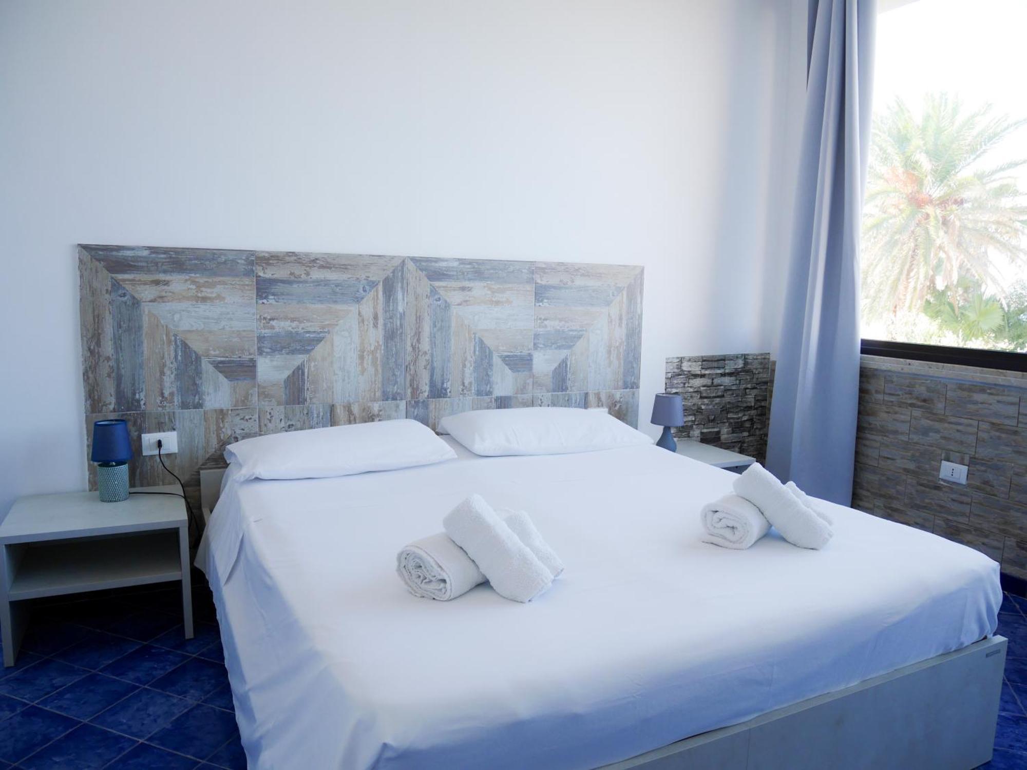 Al Vecchio Pontile B&B Relax Fronte Mare A Marsala Eksteriør bilde
